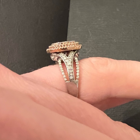 1 CT. T.W. Diamond Cluster Frame Ring in 10K
Two-Tone Gold - Picture 5 of 5